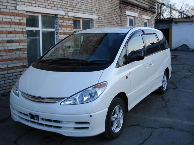 2002 Toyota Estima