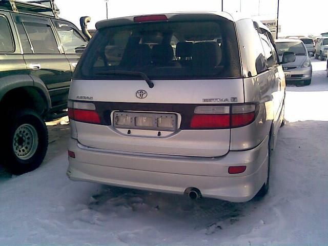 2002 Toyota Estima