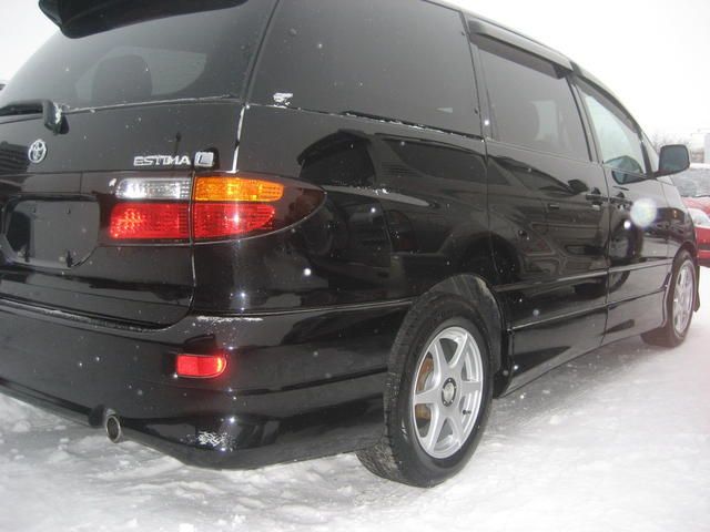 2002 Toyota Estima