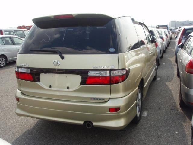 2002 Toyota Estima