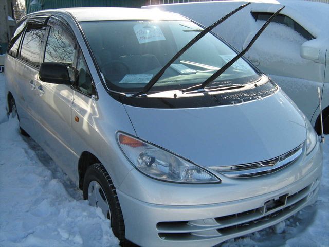 2002 Toyota Estima