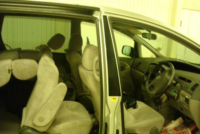 2002 Toyota Estima