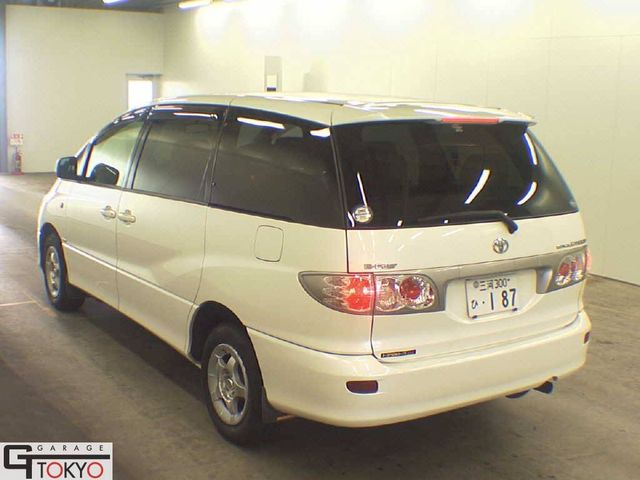 2002 Toyota Estima