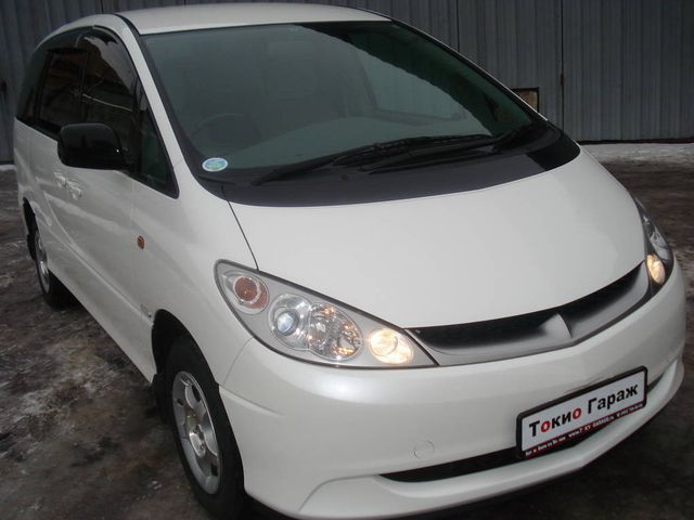2002 Toyota Estima