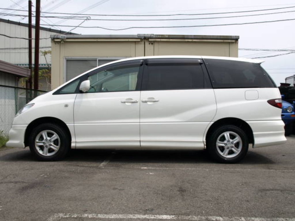 2002 Toyota Estima