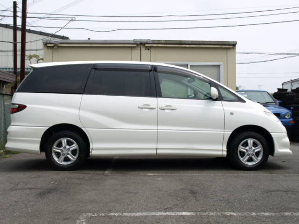 2002 Toyota Estima