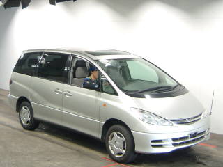 2002 Toyota Estima Photos