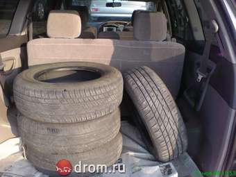 2002 Toyota Estima Pictures