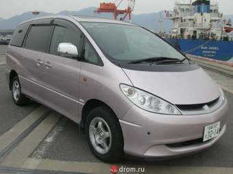 2002 Toyota Estima Images