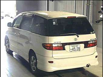 2002 Toyota Estima Images
