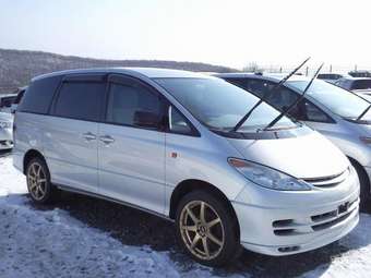 2002 Toyota Estima Pictures