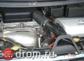 2002 Toyota Estima Pics