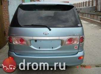 2002 Toyota Estima Pictures