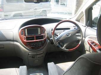 2002 Toyota Estima For Sale