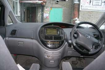 2002 Toyota Estima For Sale
