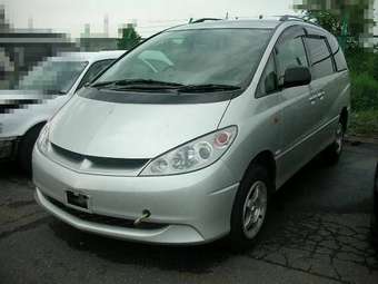 2002 Toyota Estima Images