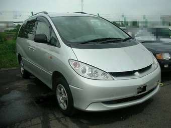 2002 Toyota Estima Pictures