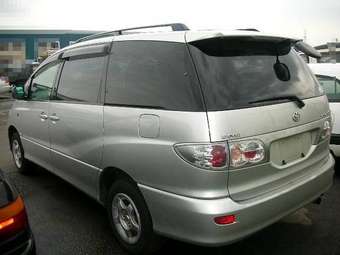 2002 Toyota Estima Pictures