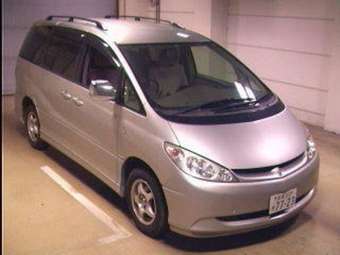 2002 Toyota Estima Pics