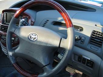 2002 Toyota Estima For Sale