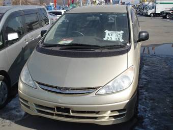 2002 Toyota Estima Pictures