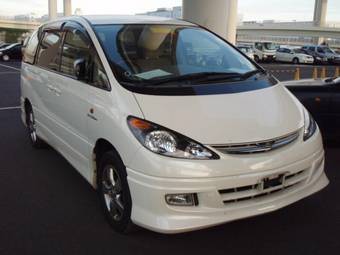2002 Toyota Estima Pictures