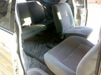 2002 Toyota Estima For Sale