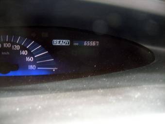 2002 Toyota Estima Pics