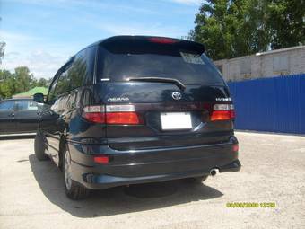 2002 Toyota Estima Wallpapers