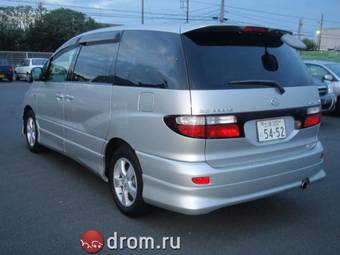 2002 Toyota Estima Pictures