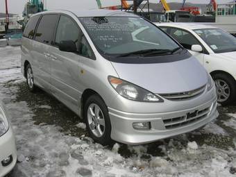 2002 Toyota Estima Pictures