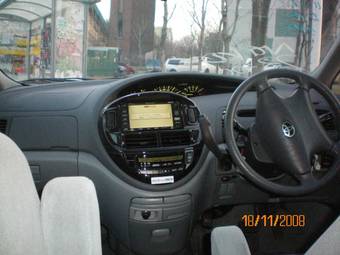2002 Toyota Estima For Sale