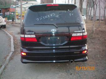 2002 Toyota Estima Wallpapers