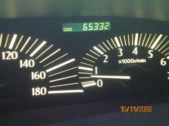 2002 Toyota Estima Images