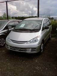 2002 Toyota Estima Pictures