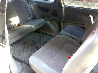 2002 Toyota Estima Pictures