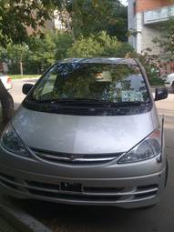 2002 Toyota Estima Pictures