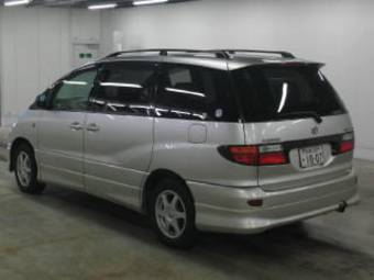 2002 Toyota Estima Images