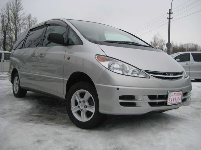 2003 Toyota Estima