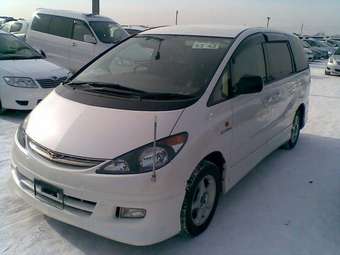 2003 Toyota Estima Wallpapers