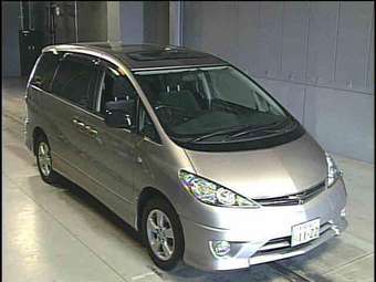 2003 Toyota Estima Images
