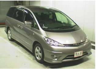 2003 Toyota Estima Pictures