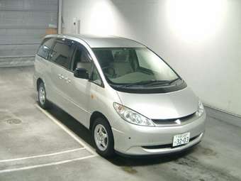 2003 Toyota Estima Photos