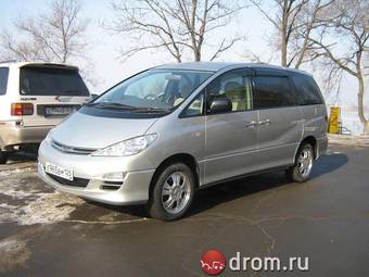 2003 Toyota Estima Images