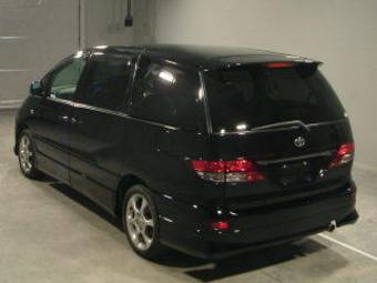 2003 Toyota Estima Pictures