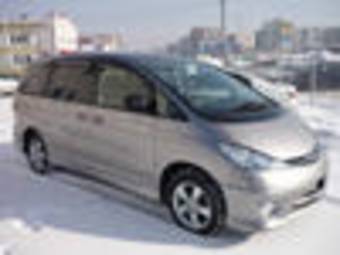 2003 Toyota Estima Pictures