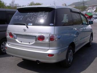 2003 Toyota Estima Pictures