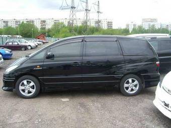 2003 Toyota Estima Pictures