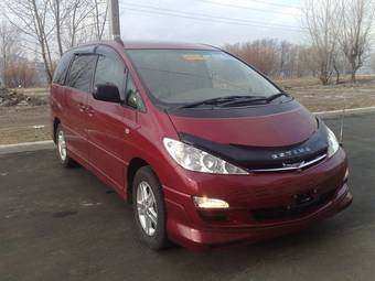 2003 Toyota Estima Images
