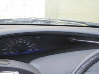 2003 Toyota Estima Pictures